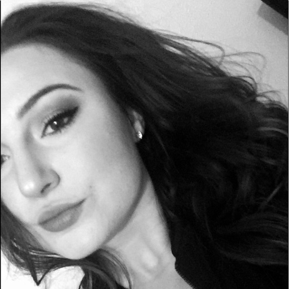 Angel-a - Picture 3 of 4